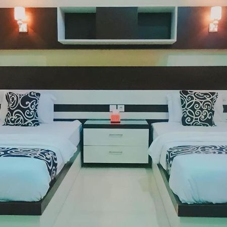 Hotel Pilar Mosa Muarawahau Esterno foto